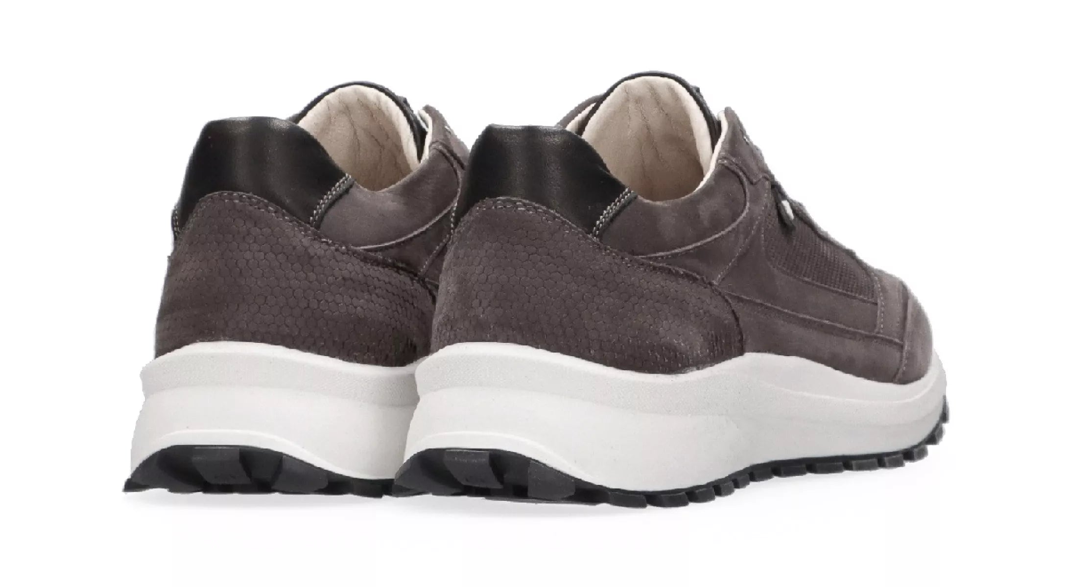 AUSTRALIAN AUSTRALIAN MAZZERATO