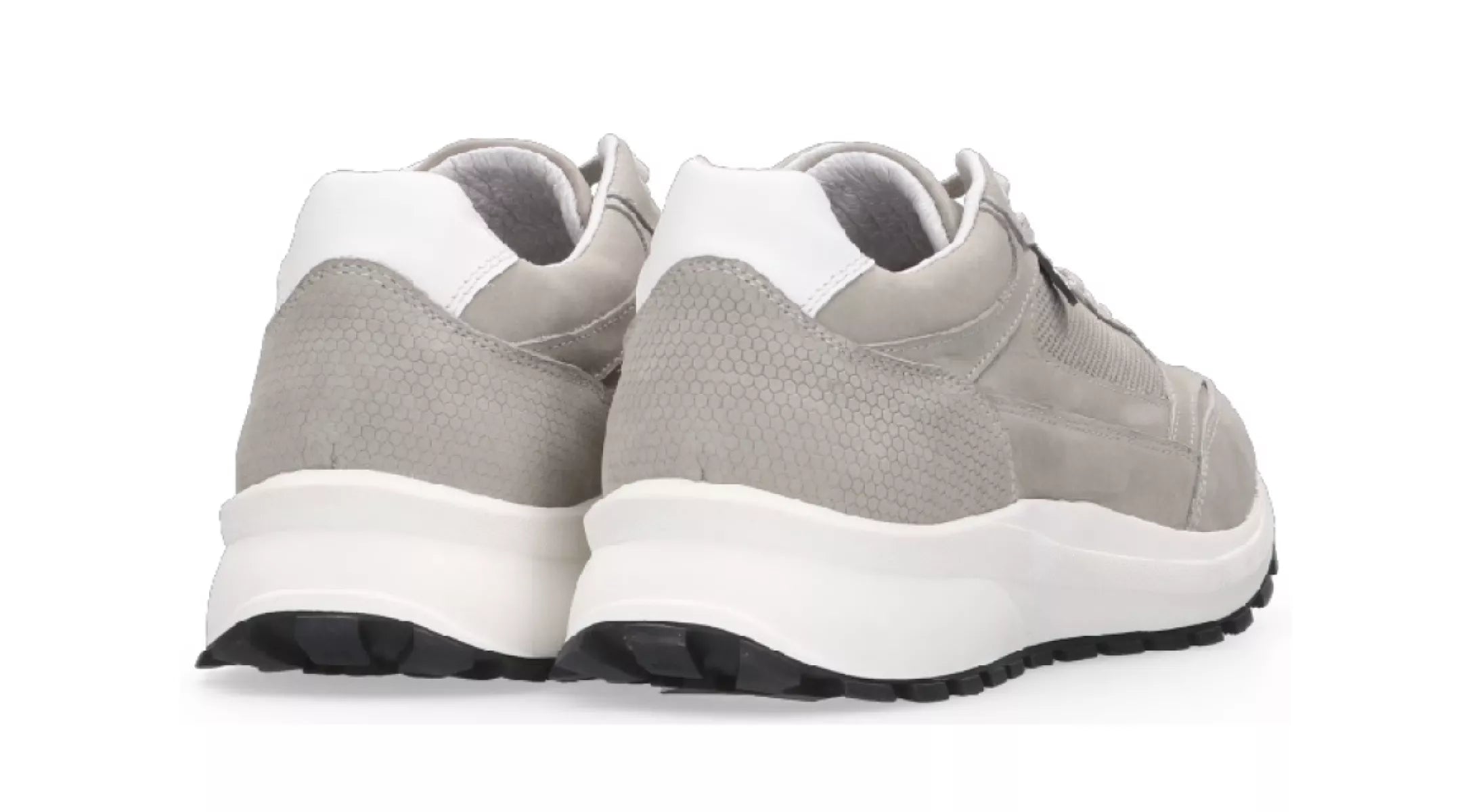 AUSTRALIAN AUSTRALIAN MAZZERATO