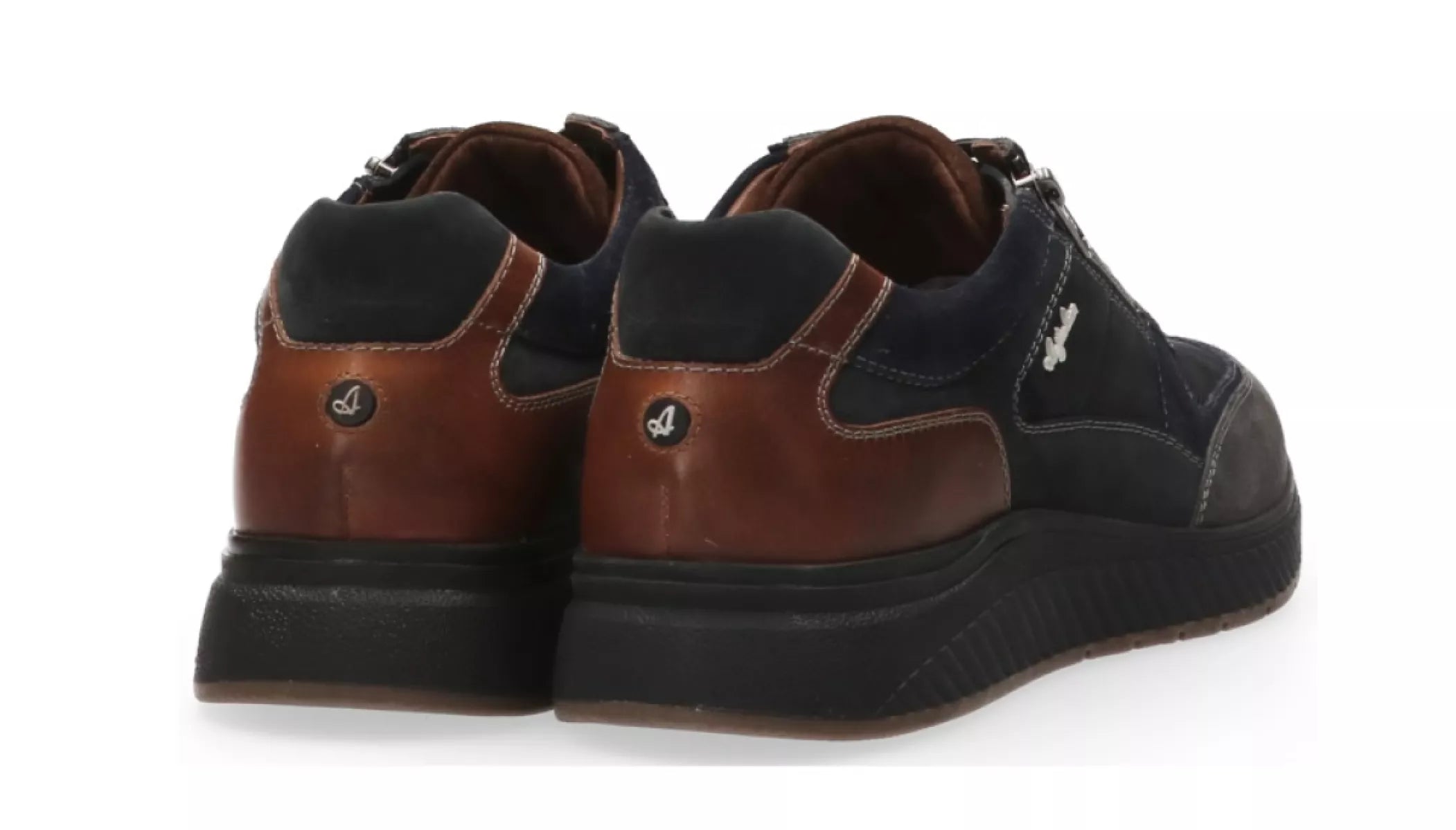 AUSTRALIAN AUSTRALIAN MAURIZIO