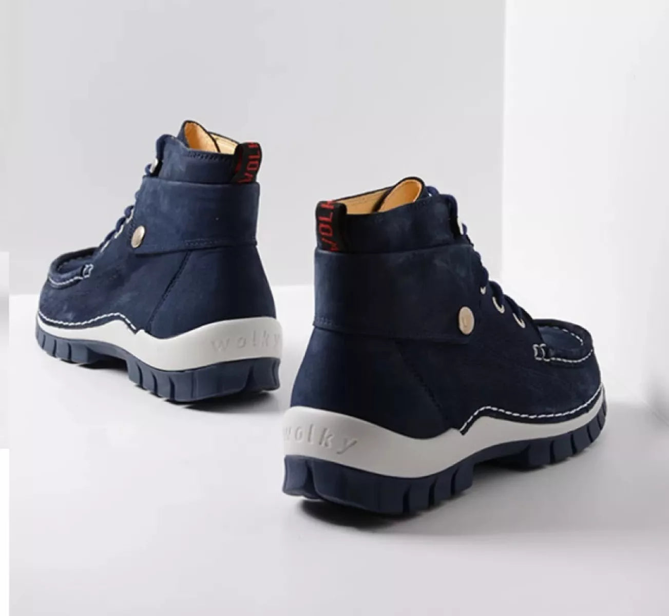 WOLKY WOLKY JUMP SUMMER